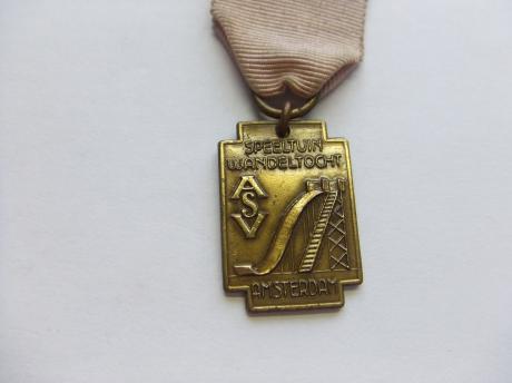Amsterdamse speeltuinvereniging oude medaille 1941